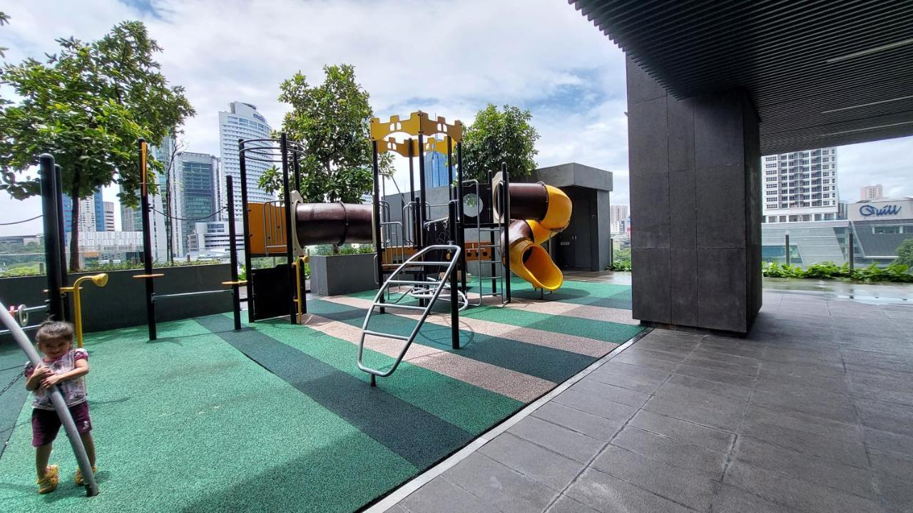 Majestic Apartment Klcc Куала Лумпур Екстериор снимка